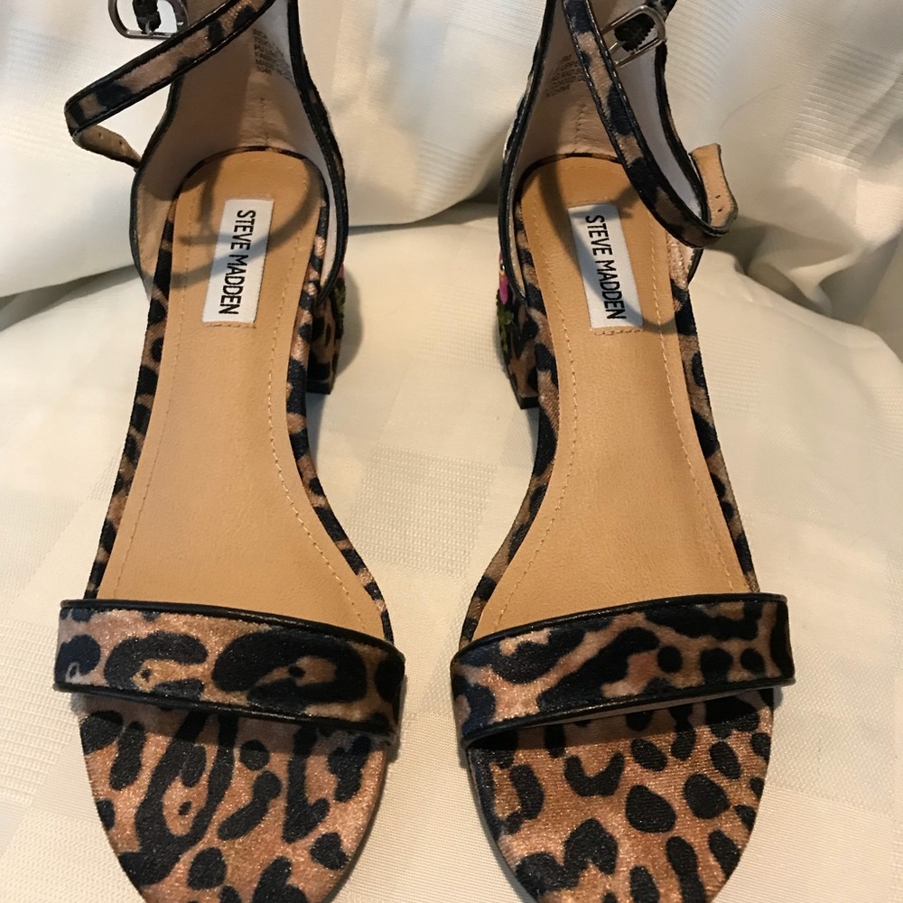 STEVE MADDEN HEELS